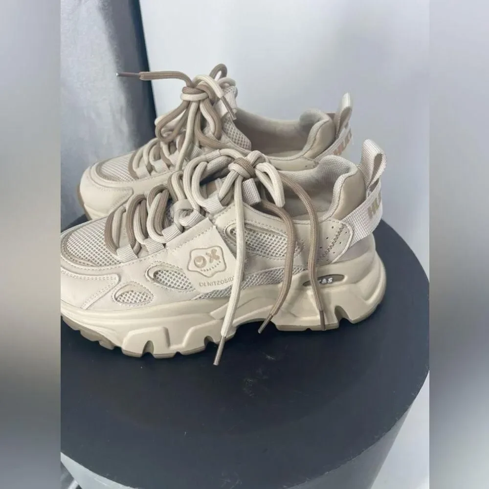 Olnitz cream sneakers size 5 1/2‎ cream color bin 1